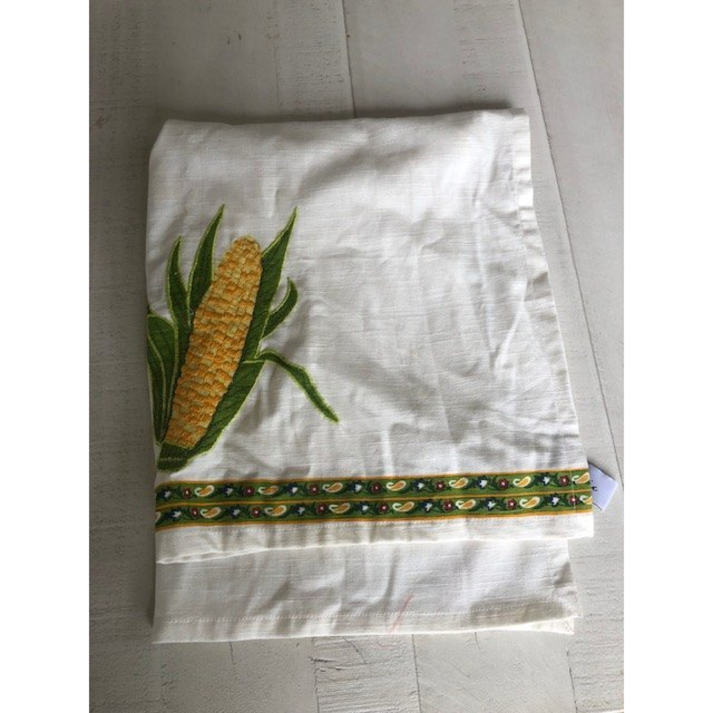 Hand Towel With Corn Embroidered Design